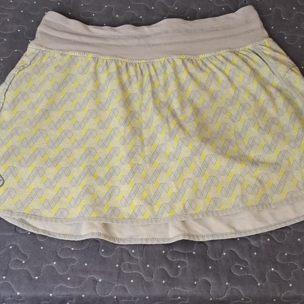 TASC Performance skort size small